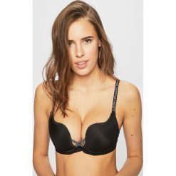 Esotiq - Biustonosz Lila. Czarne biustonosze marki Esotiq, z haftami, z elastanu. Za 139,90 zł.
