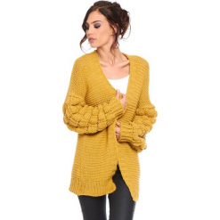 Kardigan "Shai" w kolorze musztardowym. Żółte kardigany damskie marki Cosy Winter, s, ze splotem. W wyprzedaży za 181,95 zł.