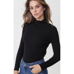 Czarny Golf Plumstead. Czarne swetry damskie Born2be, s, bez wzorów, z jeansu, eleganckie, bez rękawów, bez kaptura. Za 79,99 zł.