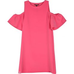 SUKIENKA DZIANINOWA Z ODSŁONIĘTYMI RAMIONAMI. Różowe sukienki Top Secret, na lato, eleganckie. Za 64,99 zł.