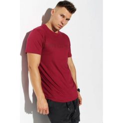 T-shirt Edward Orlovski "Shades" Bordo. Szare t-shirty męskie Edward Orlovski, xl, z nadrukiem, z elastanu, eleganckie, z włoskim kołnierzykiem. Za 49,00 zł.