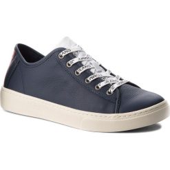 Sneakersy TOMMY JEANS - Light Leather Low EM0EM00103 Black Iris 431. Niebieskie sneakersy męskie Tommy Jeans, na co dzień, bez wzorów, z jeansu, eleganckie, bez zapięcia. W wyprzedaży za 279,00 zł.