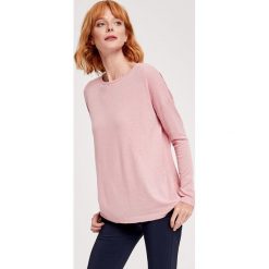 Sweter w kolorze jasnoróżowym. Różowe swetry damskie ZOCHA, s. W wyprzedaży za 109,95 zł.