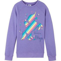 Bluza dziewczęca bonprix jasny lila. Fioletowe bluzy dziewczęce bonprix, z nadrukiem, z bawełny, bez rękawów, bez kaptura. Za 49,99 zł.