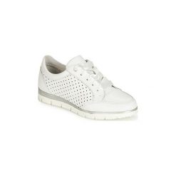 Buty Myma AMELIA. Białe trampki i tenisówki damskie Myma, bez wzorów, bez zapięcia. Za 307,30 zł.