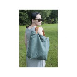 Torba tote XXL - zieleń. Zielone torebki klasyczne damskie Pracownia 166, bez wzorów, ze skóry, na ramię, duże, bez dodatków. Za 148,57 zł.