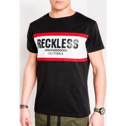 T-shirt męski z nadrukiem S1081 - czarny. Czarne t-shirty męskie Ombre Clothing, s, z nadrukiem, z bawełny, bez kołnierzyka. Za 14,99 zł.