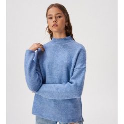 Luźny sweter z golfem - Niebieski. Niebieskie swetry damskie Sinsay, s, bez wzorów, bez rękawów, bez kaptura. Za 69,99 zł.