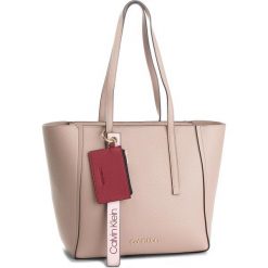 Torebka CALVIN KLEIN - Ck Base Medium Shopper K60K604427 007. Szare shopper bag damskie marki Calvin Klein, szklane. Za 649,00 zł.