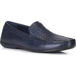 Buty męskie. Niebieskie mokasyny męskie Wittchen, na lato, ze skóry. W wyprzedaży za 259,90 zł.