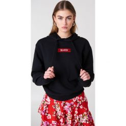 Bluzy damskie: NA-KD Trend Bluza z kapturem i logo NA-KD – Black