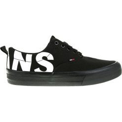 Tommy Hilfiger Męska trampki Logo Print red Lace Up Zamknięcie Round Trampki EM0EM00258 EM0EM00258 -990 (rozmiar 41. Czerwone trampki męskie TOMMY HILFIGER, bez wzorów, bez zapięcia. W wyprzedaży za 252,00 zł.