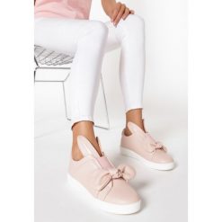Różowe Slip On Catchy. Różowe buty sportowe damskie Born2be, bez wzorów, sportowe. W wyprzedaży za 39,99 zł.
