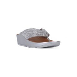 Japonki FitFlop FIT FLOP TWISS CRYSTAL SILVER. Szare klapki damskie FitFlop, bez wzorów, bez obcasa. Za 421,83 zł.