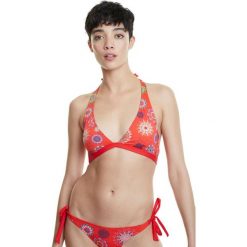 Desigual Biustonosz kąpielowy Manly 20SWMK17 M czerwony. Czerwone stroje kąpielowe damskie Desigual, m, bez wzorów. Za 169,00 zł.