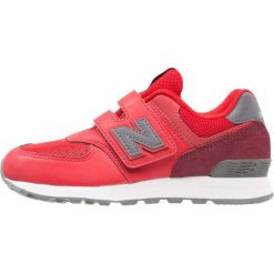 New Balance YV574 Tenisówki i Trampki red. Czerwone tenisówki męskie New Balance, z gumy. Za 249,00 zł.
