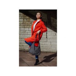 Ciemno szara torba listonoszka. Szare listonoszki damskie Karolina audycka, w paski, z tkaniny, biznesowe, na ramię, z haftem. Za 225,00 zł.