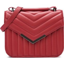 Pepe Jeans Nicole Cross body bag Czerwony. Czerwone torebki klasyczne damskie Pepe Jeans, w paski, z jeansu, bez dodatków. Za 257,95 zł.