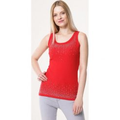 Czerwony Top Badinage. Czerwone bluzki damskie Born2be, s, z aplikacjami, z dzianiny, z okrągłym kołnierzem. Za 39,99 zł.