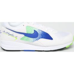 Nike Sportswear - Buty Air Skylon II. Białe buty sportowe męskie Nike Sportswear, z gumy, na sznurówki. W wyprzedaży za 299,90 zł.