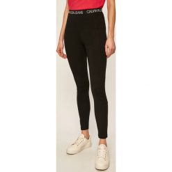 Calvin Klein Jeans - Legginsy. Czarne spodnie damskie Calvin Klein Jeans, s, bez wzorów, z elastanu. Za 299,90 zł.