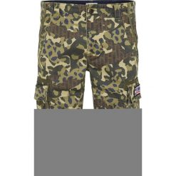 Szorty materiałowe Tommy Jeans Tjm Camo Print Cargo DM0DM07937. Zielone spodenki i szorty męskie Tommy Jeans, m, bez wzorów, z elastanu. Za 389,00 zł.
