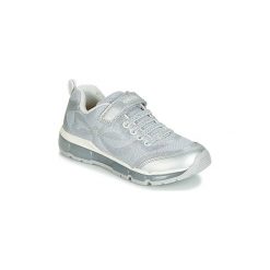 Buty Dziecko Geox J ANDROID GIRL. Szare trampki dziewczęce Geox, bez wzorów, bez zapięcia. Za 195,30 zł.