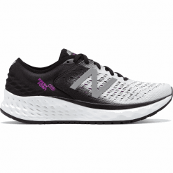 New Balance Fresh Foam 1080v9 - W1080WB9. Pomarańczowe buty sportowe damskie New Balance, bez wzorów, z gumy, eleganckie, tenisowe. W wyprzedaży za 349,99 zł.