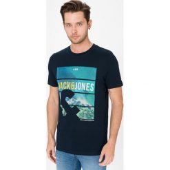 Jack & Jones Friday-disc Koszulka Niebieski. Niebieskie podkoszulki męskie Jack & Jones, l, z nadrukiem, z bawełny, z krótkim rękawem. Za 64,95 zł.