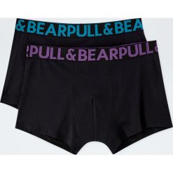 Komplet 2 par bokserek z logo w pasie. Czarne bokserki męskie Pull&Bear, bez wzorów. Za 59,90 zł.