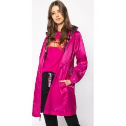 Parka Armani Exchange 3HYL09 YNTDZ 5201. Różowe kurtki damskie Armani Exchange, s, bez wzorów, z poliesteru, bez kaptura. W wyprzedaży za 699,00 zł.