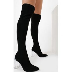 Czarne Kozaki Ynistia. Czarne kozaki damskie Born2be, bez obcasa, na obcasie, bez zapięcia. Za 189,99 zł.
