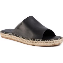 Espadryle QUAZI - QZ-70-04-000715 101. Czarne espadryle męskie QUAZI, bez wzorów, ze skóry. W wyprzedaży za 169,00 zł.