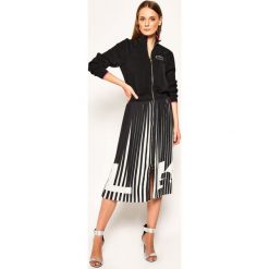 Sukienka codzienna Karl Lagerfeld Guillaume 201W1301. Czarne sukienki damskie KARL LAGERFELD, na co dzień, bez wzorów, z elastanu, bez kołnierzyka, bez rękawów, proste. Za 1479,00 zł.