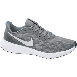 Szare buty męskie do biegania Nike Revolution 5 NIKE popielate. Szare buty sportowe męskie Nike, z gumy, bez zapięcia, do biegania, nike revolution. Za 219,90 zł.