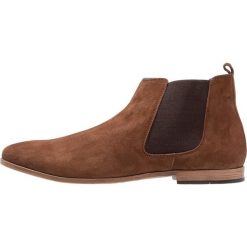 Pier One Botki brown. Brązowe buty zimowe męskie Pier One, z materiału. Za 209,00 zł.