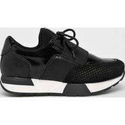 Wojas - Buty. Czarne buty sportowe damskie Wojas, bez wzorów, ze skóry, sportowe. W wyprzedaży za 269,90 zł.