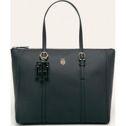 Tommy Hilfiger - Torebka. Niebieskie torby damskie na zakupy TOMMY HILFIGER, bez wzorów, ze skóry ekologicznej, bez dodatków. W wyprzedaży za 429,90 zł.