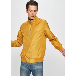 Pierre Cardin - Kurtka. Płaszcze męskie Pierre Cardin, bez wzorów, z poliesteru, krótkie, bez kaptura. W wyprzedaży za 299,90 zł.