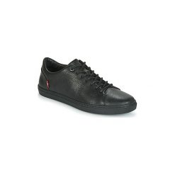 Buty Levis VERNON. Czarne trampki męskie Levi's®, bez wzorów, bez zapięcia. Za 307,30 zł.