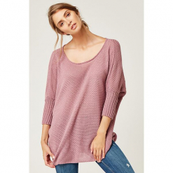 Sweter w kolorze różowym. Różowe bez kategorii SCUI, z okrągłym kołnierzem. W wyprzedaży za 139,95 zł.