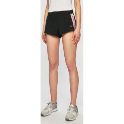 Calvin Klein Performance - Szorty sportowe. Czarne spodenki sportowe damskie Calvin Klein Performance, s, z nadrukiem, z elastanu, sportowe. W wyprzedaży za 159,90 zł.