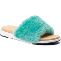 Klapki EMU AUSTRALIA - Robe W11801 Sea Green. Zielone klapki damskie EMU Australia, bez wzorów, ze skóry, bez obcasa. W wyprzedaży za 239,00 zł.