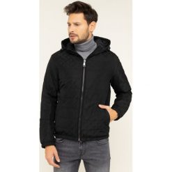 Kurtka zimowa Guess Hooded M01L50 WB0H0. Czarne kurtki męskie Guess, na zimę, xl, z aplikacjami, z poliesteru, bez kaptura. W wyprzedaży za 549,00 zł.