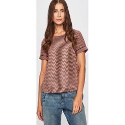 Vero Moda - Bluzka. Zielone bluzki damskie Vero Moda, na co dzień, s, bez wzorów, z poliesteru, z okrągłym kołnierzem, z krótkim rękawem. Za 119,90 zł.