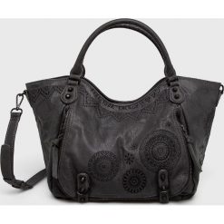 Desigual - Torebka. Pomarańczowe torebki klasyczne damskie Desigual, w paski, z bawełny, casualowe, na ramię, średnie, z haftem. Za 399,90 zł.