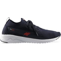 Buty sportowe męskie OBMS300 - granat. Czarne buty sportowe męskie 4f, z gumy, bez zapięcia, na fitness i siłownię. Za 199,99 zł.