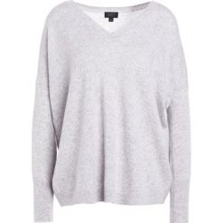J.CREW ROSAYLN BOYFRIEND Sweter heather dusk. Szare bluzy damskie marki J.CREW, s, bez wzorów, z kaszmiru, bez rękawów, bez kaptura. Za 669,00 zł.