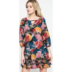 Answear - Sukienka. Szare sukienki mini ANSWEAR, na co dzień, m, z elastanu, casualowe, z okrągłym kołnierzem. W wyprzedaży za 99,90 zł.