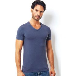 Męski T-shirt przylegający ENRICO COVERI 1501J. Szare t-shirty męskie marki Astratex, m, z elastanu, z krótkim rękawem. Za 40,32 zł.